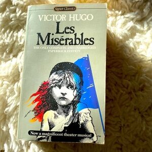 LES MISERABLES By VICTOR HUGO  BOOK Complete Unabridged Paperback Editio…